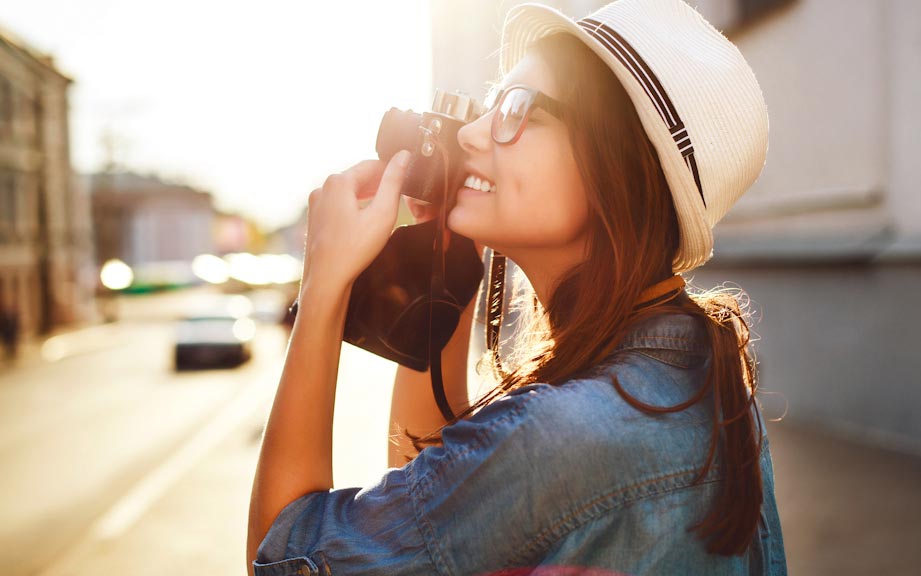 How to Say “Everywhere” in French? What is the meaning of “Partout