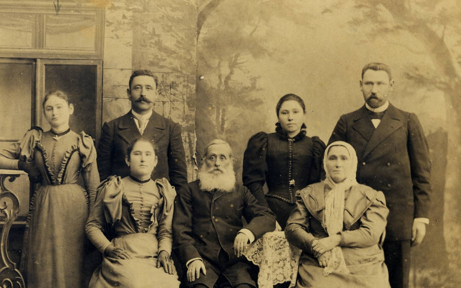 How to Say “History” in German? What is the meaning of “Geschichte”? OUINO