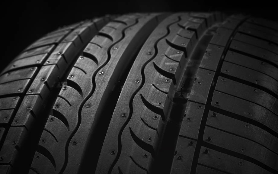 How to Say “Tire” in German? What is the meaning of “Reifen”?