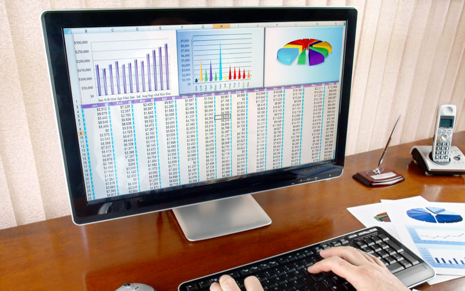 How to Say “Screen” in German? What is the meaning of “Bildschirm”?