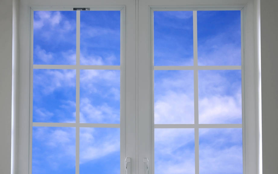 How to Say “Window” in Spanish? What is the meaning of “Ventana”?