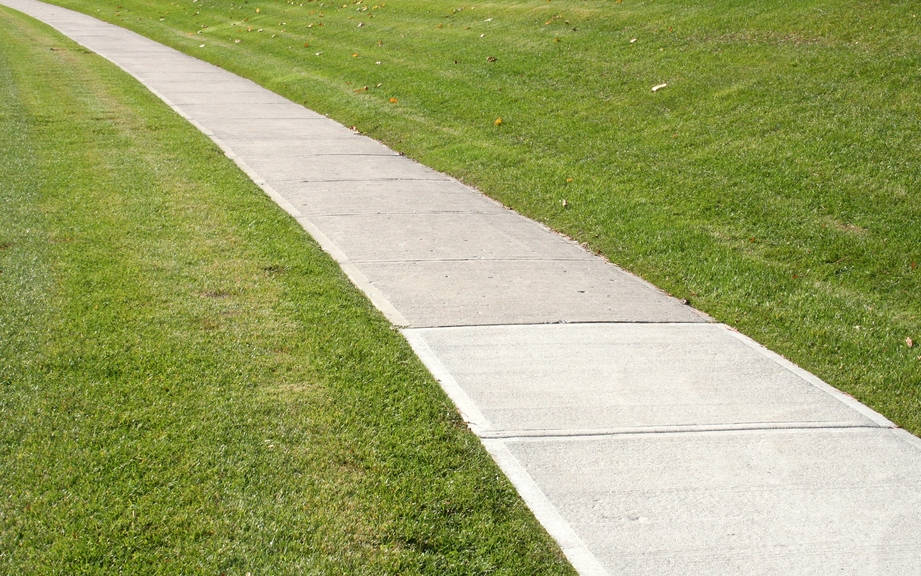 How to Say “Sidewalk” in Spanish? What is the meaning of “Acera”?